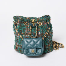 画像をギャラリービューアに読み込む, 新品同様 CHANEL シャネル スモールバックパック AS3947 ランダム番台 ココマーク ツイード ラムスキン グリーン ゴールド金具 中古 4a006136