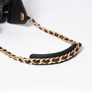 極美品 CHANEL シャネル CHANEL 25 ミディアム チェーンワンショルダーバッグ AS5311 ココマーク キャビアスキン ブラック 中古 4a006147