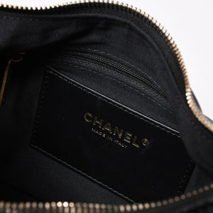 新品同様 CHANEL シャネル ラージ ホーボー ワンショルダーバッグ AS5339 ランダム番台 ココマーク ラムスキン ブラック 中古 4a006148