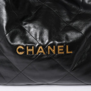 新品同様 CHANEL シャネル CHANEL 22 ミディアム チェーンワンショルダーバッグ AS3261 ココマーク シャイニーカーフスキン 中古 4a006150