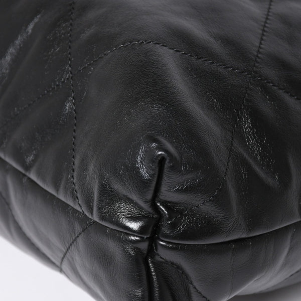 新品同様 CHANEL シャネル CHANEL 22 ミディアム チェーンワンショルダーバッグ AS3261 ココマーク シャイニーカーフスキン 中古 4a006150