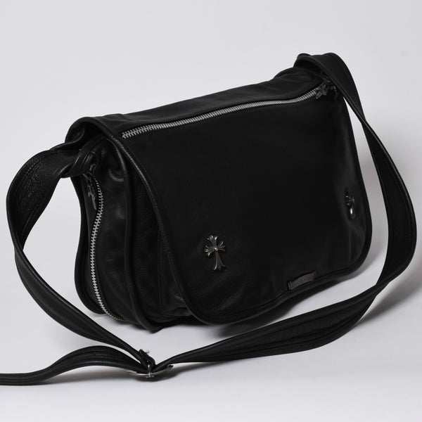 極美品 CHROME HEARTS クロムハーツ Gunslinger Messenger Bag スモールCHクロス ガンスリンガー メッセンジャーバッグ ショルダーバッグ ブラック 中古 4a006155