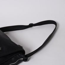 画像をギャラリービューアに読み込む, 極美品 CHROME HEARTS クロムハーツ Gunslinger Messenger Bag スモールCHクロス ガンスリンガー メッセンジャーバッグ ショルダーバッグ ブラック 中古 4a006155