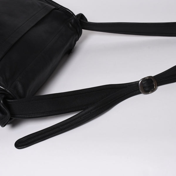 極美品 CHROME HEARTS クロムハーツ Gunslinger Messenger Bag スモールCHクロス ガンスリンガー メッセンジャーバッグ ショルダーバッグ ブラック 中古 4a006155