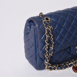 CHANEL シャネル チェーンショルダーバッグ マトラッセ25 バレンタイン限定 ココマーク ラムスキン ブルー 13番台 美品 中古 4a000617