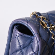 画像をギャラリービューアに読み込む, CHANEL シャネル チェーンショルダーバッグ マトラッセ25 バレンタイン限定 ココマーク ラムスキン ブルー 13番台 美品 中古 4a000617