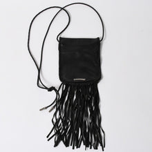 画像をギャラリービューアに読み込む, CHROME HEARTS クロムハーツ FLAT HIPPIE W/FRINGE フラットヒッピー フリンジ ショルダーバッグ セメタリークロスパッチ 美品 中古 4a006163