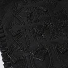 画像をギャラリービューアに読み込む, CHROME HEARTS クロムハーツ FLAT HIPPIE W/FRINGE フラットヒッピー フリンジ ショルダーバッグ セメタリークロスパッチ 美品 中古 4a006163