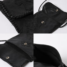 画像をギャラリービューアに読み込む, CHROME HEARTS クロムハーツ FLAT HIPPIE W/FRINGE フラットヒッピー フリンジ ショルダーバッグ セメタリークロスパッチ 美品 中古 4a006163