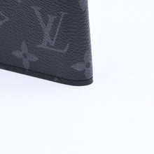 画像をギャラリービューアに読み込む, 極美品 LOUIS VUITTON ルイヴィトン パスポートケース ブラック グレー M64501 クーヴェルテュールパスポール 中古 4a006172