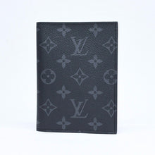 画像をギャラリービューアに読み込む, 極美品 LOUIS VUITTON ルイヴィトン パスポートケース ブラック グレー M64501 クーヴェルテュールパスポール 中古 4a006172