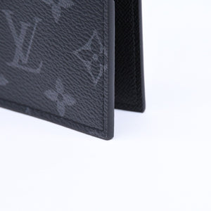 極美品 LOUIS VUITTON ルイヴィトン パスポートケース ブラック グレー M64501 クーヴェルテュールパスポール 中古 4a006172
