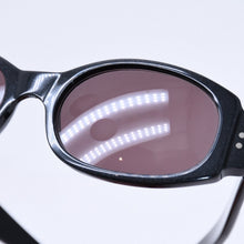 将图片加载到图库查看器中。 GUCCI グッチ オバール型サングラス アイウェア GG2417/S サイズ52◻︎19 ブラック トムフォード期 シルバー金具 美品 中古 4a006175