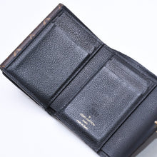 画像をギャラリービューアに読み込む, LOUIS VUITTON ルイヴィトン ポルトフォイユ ドゥブルV コンパクト 三つ折り財布 M64420 CA4167 モノグラムキャンバス イニシャル入り 美品 中古 4a006181