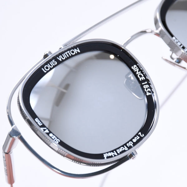 新品同様 LOUIS VUITTON ルイヴィトン 24SS LV スーパーヴィジョン メタル パイロット サングラス Z2213U サイズ47□28 145 中古 4a006182