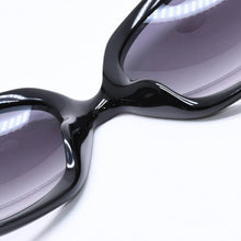 Load the image into the gallery viewer. 極美品 Christian Dior クリスチャンディオール DIOR GLOSSY1 サングラス アイウェア 584LF サイズ62□20 125 ブラック 中古 4a006176