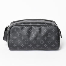 Load the image into the gallery viewer. 極美品 LOUIS VUITTON ルイヴィトン ドップ キット ハンドバッグ M46354 モノグラム エクリプス ブラック 中古 4a006103