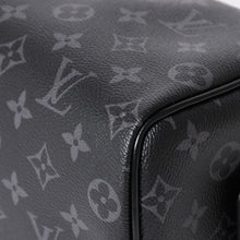 Load the image into the gallery viewer. 極美品 LOUIS VUITTON ルイヴィトン ドップ キット ハンドバッグ M46354 モノグラム エクリプス ブラック 中古 4a006103