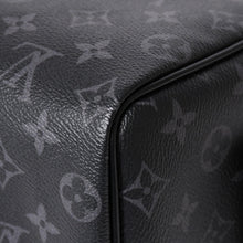Load the image into the gallery viewer. 極美品 LOUIS VUITTON ルイヴィトン ドップ キット ハンドバッグ M46354 モノグラム エクリプス ブラック 中古 4a006103