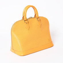 Load the image into the gallery viewer. 極美品 LOUIS VUITTON ルイヴィトン アルマ ハンドバッグ M52419 エピレザー タッシリイエロー シルバー金具 中古 4a006209