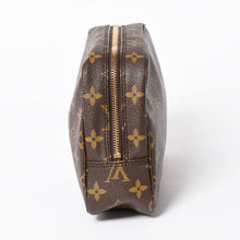 Load the image into the gallery viewer. 極美品 LOUIS VUITTON ルイヴィトン トゥルーストワレット 23 セカンドバッグ クラッチバッグ M47524 ブラウン ゴールド金具 中古 4a006071