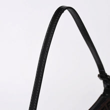 Load the image into the gallery viewer. 極美品 FENDI フェンディ ショルダーバッグ ズッキーノ 2241-8BR267JQ5-039 ブラウン シルバー金具 中古 4a006227