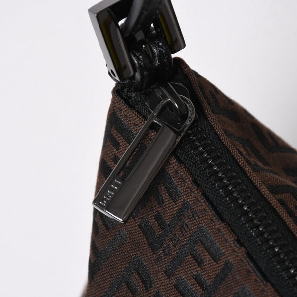極美品 FENDI フェンディ ショルダーバッグ ズッキーノ 2241-8BR267JQ5-039 ブラウン シルバー金具 中古 4a006227