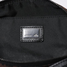 Load the image into the gallery viewer. 極美品 FENDI フェンディ ショルダーバッグ ズッキーノ 2241-8BR267JQ5-039 ブラウン シルバー金具 中古 4a006227