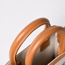 Load the image into the gallery viewer. CELINE セリーヌ ミニバーティカルカバ 2WAYショルダーバッグ 193302BNZ.02NT コットンキャンバス レザー ベージュ 美品 中古 4a006230