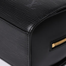 将图片加载到图库查看器中。 極美品 LOUIS VUITTON ルイヴィトン エピ ポンヌフ ハンドバッグ M52052 エピレザー ブラック ゴールド金具 中古 4a006241