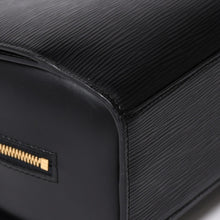 将图片加载到图库查看器中。 極美品 LOUIS VUITTON ルイヴィトン エピ ポンヌフ ハンドバッグ M52052 エピレザー ブラック ゴールド金具 中古 4a006241