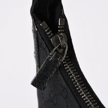 Load the image into the gallery viewer. 極美品 GUCCI グッチ ワンショルダーバッグ ハンドバッグ 115002 イタリア製 GGキャンバス レザー メタルブラック金具 中古 4a006215