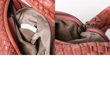 Load the image into the gallery viewer. 極美品 BOTTEGA VENETA ボッテガヴェネタ イントレチャート ホーボー ハンドバッグ ショルダーバッグ ピンク レザー 中古 4a006224