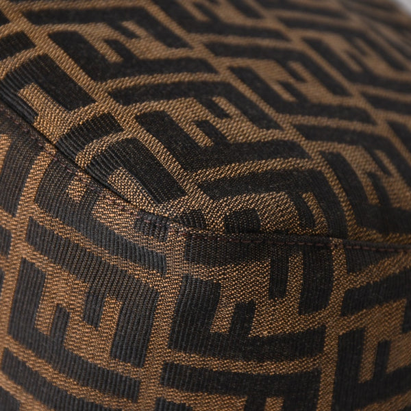 極美品 FENDI フェンディ マンマバケット ワンショルダーバッグ 26325 ズッカ柄 ブラウン ヴィンテージ シルバー金具 中古 4a006223
