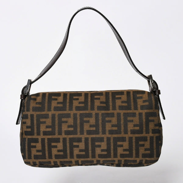 極美品 FENDI フェンディ ショルダーバッグ クロスボディバッグ マンマバケット ズッカ柄 33492 ブラウン シルバー金具 中古 4a006376