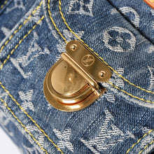 Load the image into the gallery viewer. 新品同様 LOUIS VUITTON ルイヴィトン ネオスピーディ ハンドバッグ M95019 モノグラム デニム インディゴブルー ゴールド金具 中古 4a006512