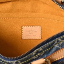 Load the image into the gallery viewer. 新品同様 LOUIS VUITTON ルイヴィトン ネオスピーディ ハンドバッグ M95019 モノグラム デニム インディゴブルー ゴールド金具 中古 4a006512