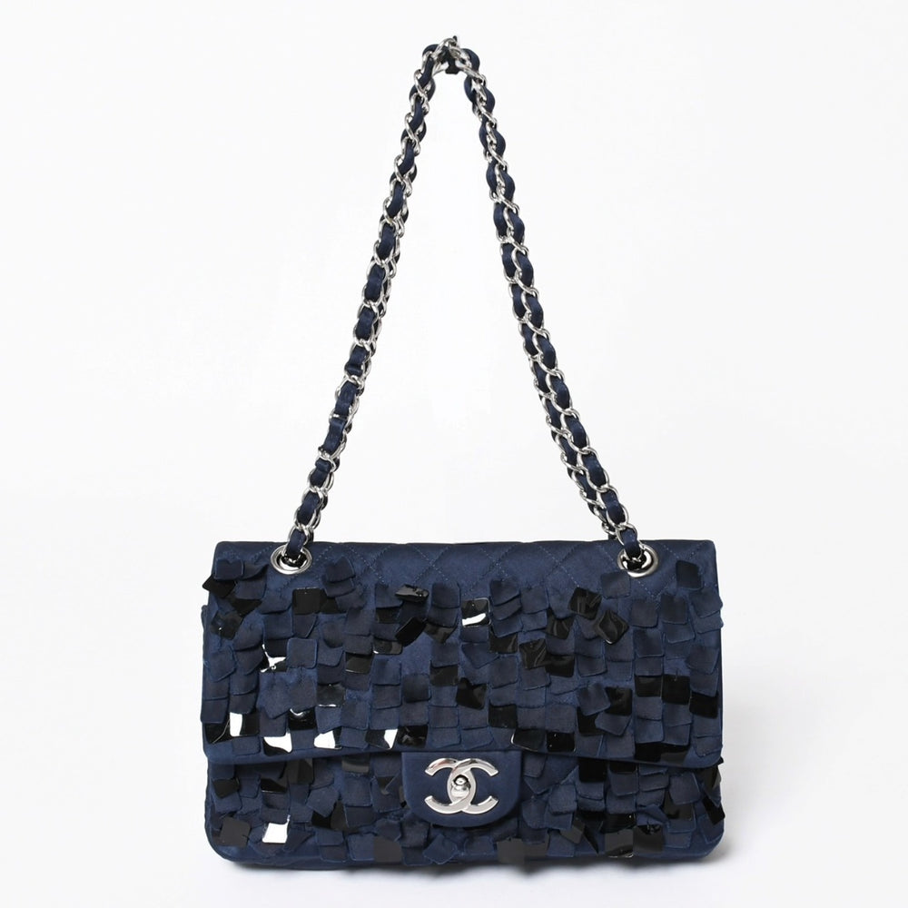 極美品 CHANEL シャネル マトラッセ25 Wフラップ Wチェーンショルダーバッグ 12番台 ココマーク サテン スパンコール ネイビー 中古 4a006228