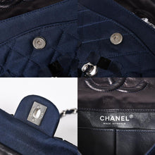 Load the image into the gallery viewer. 極美品 CHANEL シャネル マトラッセ25 Wフラップ Wチェーンショルダーバッグ 12番台 ココマーク サテン スパンコール ネイビー 中古 4a006228