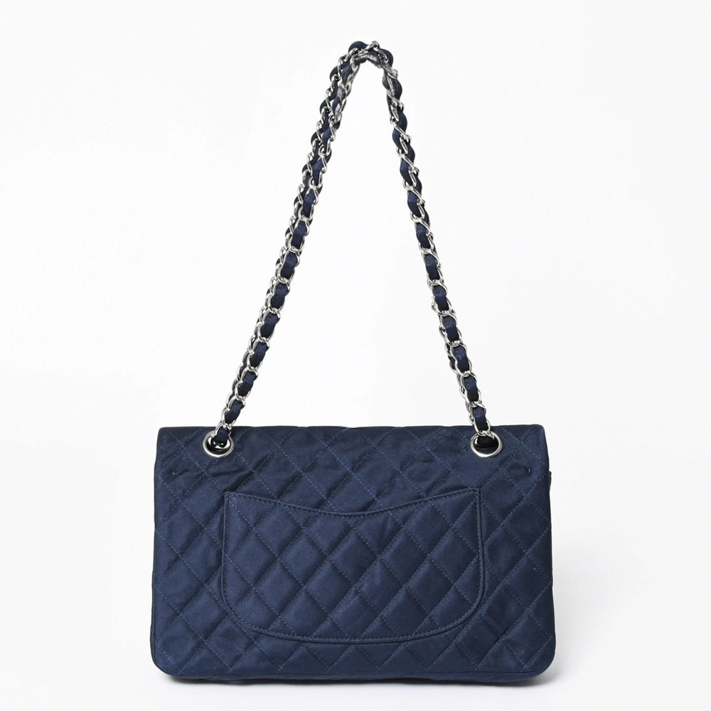 極美品 CHANEL シャネル マトラッセ25 Wフラップ Wチェーンショルダーバッグ 12番台 ココマーク サテン スパンコール ネイビー 中古 4a006228