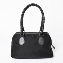Load the image into the gallery viewer. 極美品 Christian Dior クリスチャンディオール ラブリー ハンドバッグ 02-BO-0097 トロッター ブラック ガリアーノ期 中古 4a006210