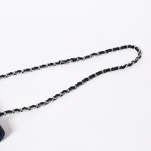 Load the image into the gallery viewer. 極美品 CHANEL シャネル マトラッセ25 Wフラップ Wチェーンショルダーバッグ 12番台 ココマーク サテン スパンコール ネイビー 中古 4a006228
