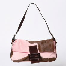 Load the image into the gallery viewer. 極美品 FENDI フェンディ マンマバケット ハラコ レザー ショルダーバッグ 2308-26424-099 ピンク ブラウン シルバー金具 中古 4a006149