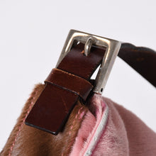 Load the image into the gallery viewer. 極美品 FENDI フェンディ マンマバケット ハラコ レザー ショルダーバッグ 2308-26424-099 ピンク ブラウン シルバー金具 中古 4a006149
