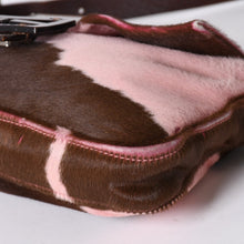 Load the image into the gallery viewer. 極美品 FENDI フェンディ マンマバケット ハラコ レザー ショルダーバッグ 2308-26424-099 ピンク ブラウン シルバー金具 中古 4a006149