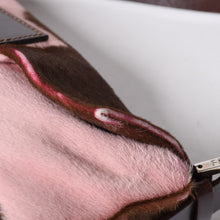 Load the image into the gallery viewer. 極美品 FENDI フェンディ マンマバケット ハラコ レザー ショルダーバッグ 2308-26424-099 ピンク ブラウン シルバー金具 中古 4a006149
