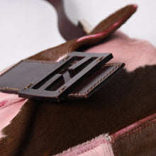 Load the image into the gallery viewer. 極美品 FENDI フェンディ マンマバケット ハラコ レザー ショルダーバッグ 2308-26424-099 ピンク ブラウン シルバー金具 中古 4a006149