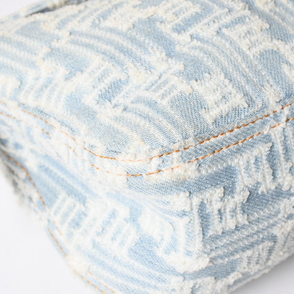 FENDI Mamma Bucket Shoulder Bag Mamma Bucket 2370-8BR003-TZH-068 Light Blue White Silver Hardware Good Condition Used 4a006236