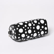 Load the image into the gallery viewer. 新品同様 LOUIS VUITTON ルイヴィトン ナノ スピーディー ハンドバッグ 草間彌生 モノグラム アンプラント M81910 ブラック 中古 4a006239