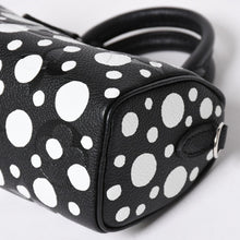 Load the image into the gallery viewer. 新品同様 LOUIS VUITTON ルイヴィトン ナノ スピーディー ハンドバッグ 草間彌生 モノグラム アンプラント M81910 ブラック 中古 4a006239